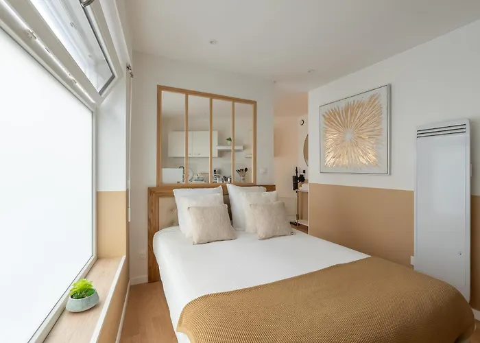 White Cozy Maxi Appartement